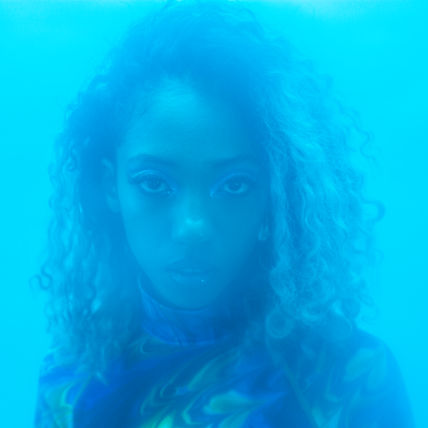 Catch IlghtchIld Dancing Under The “Rain In Tokyo”