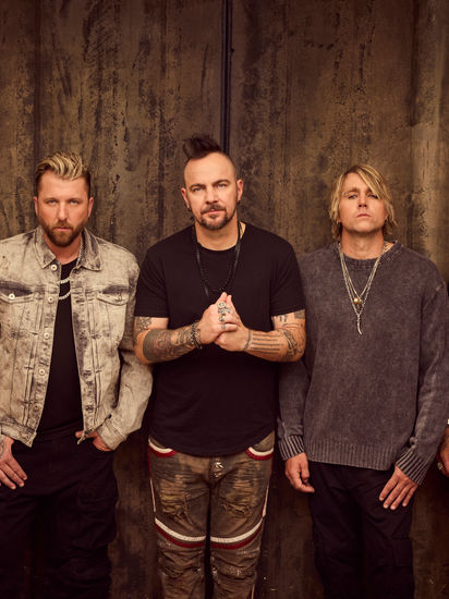 Three Days Grace Channels Raw Heartbreak in New Single “Kill Me Fast” Ahead of Alienation Album Drop