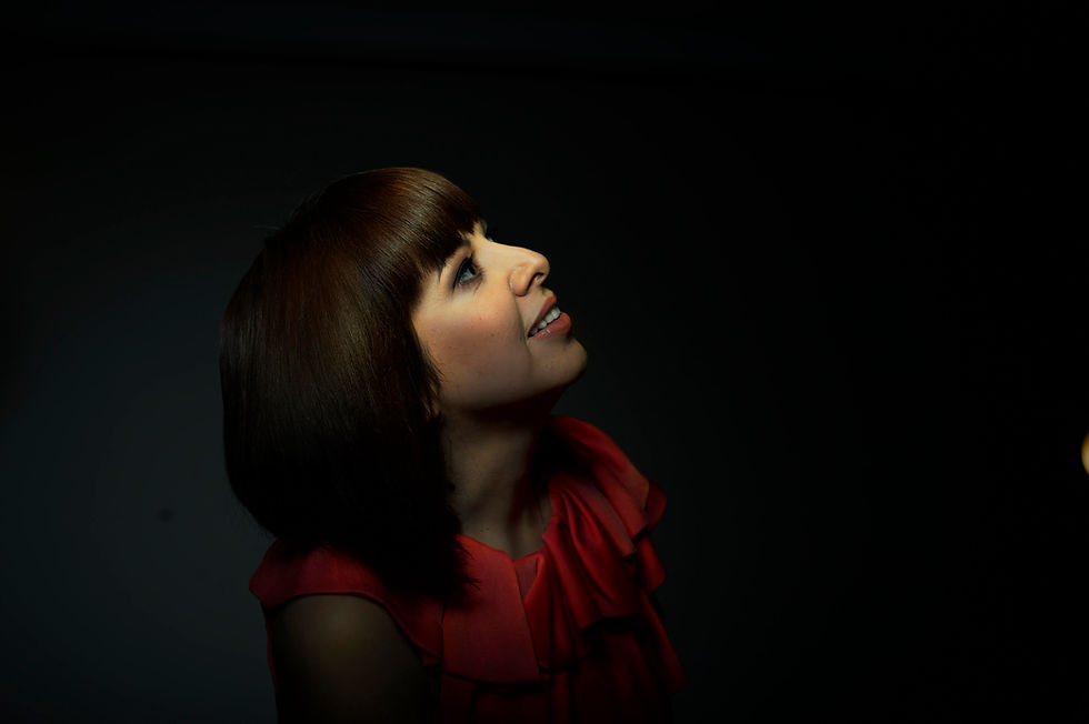 Kristina Aglinz Finds Hope and Spiritual Connection in Debut Single “Heaven Is Shining Bright”