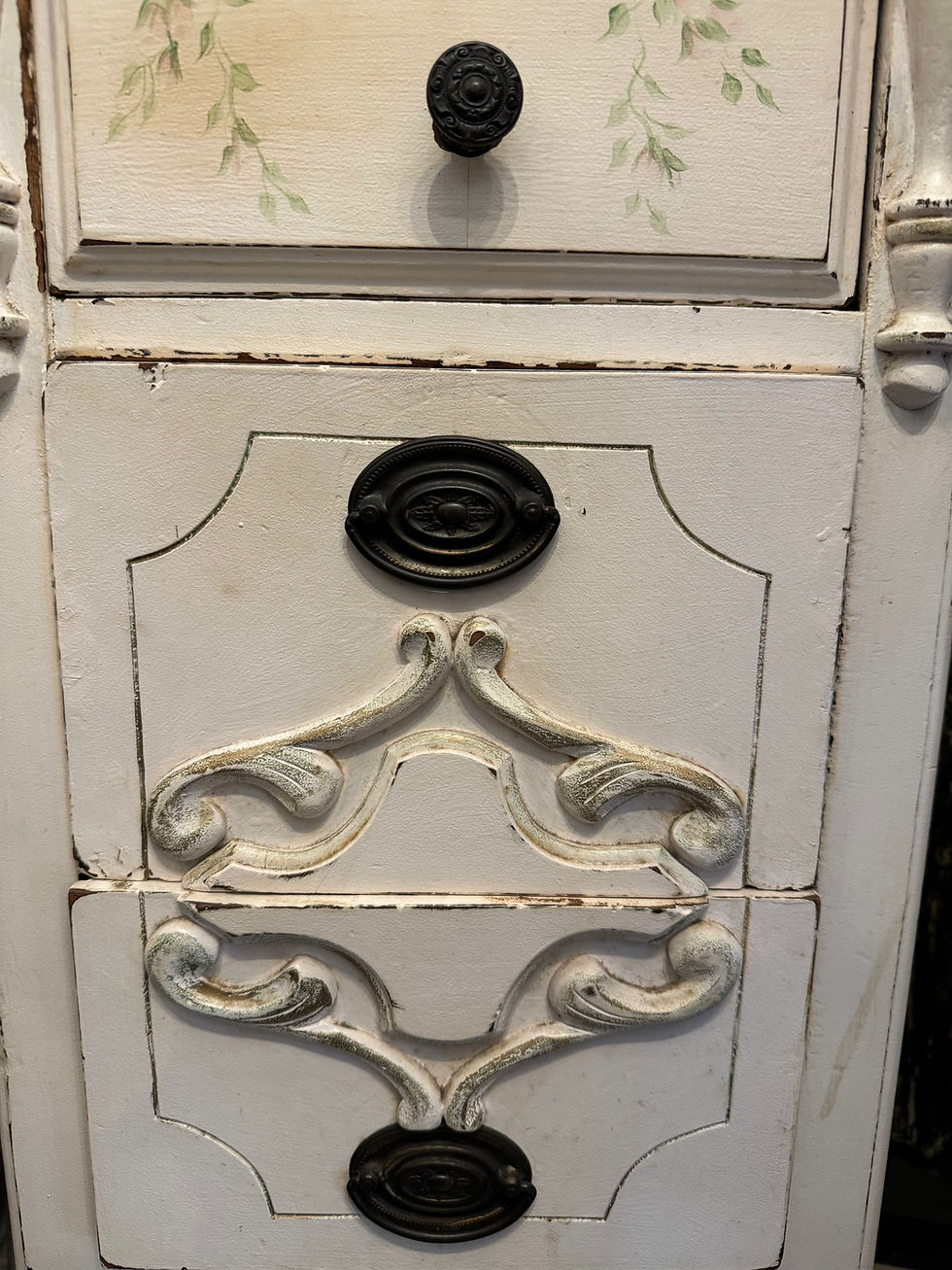 縮圖：古董梳妆台