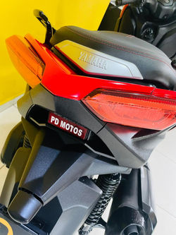 Yamaha Xmax 250 2023 (26)
