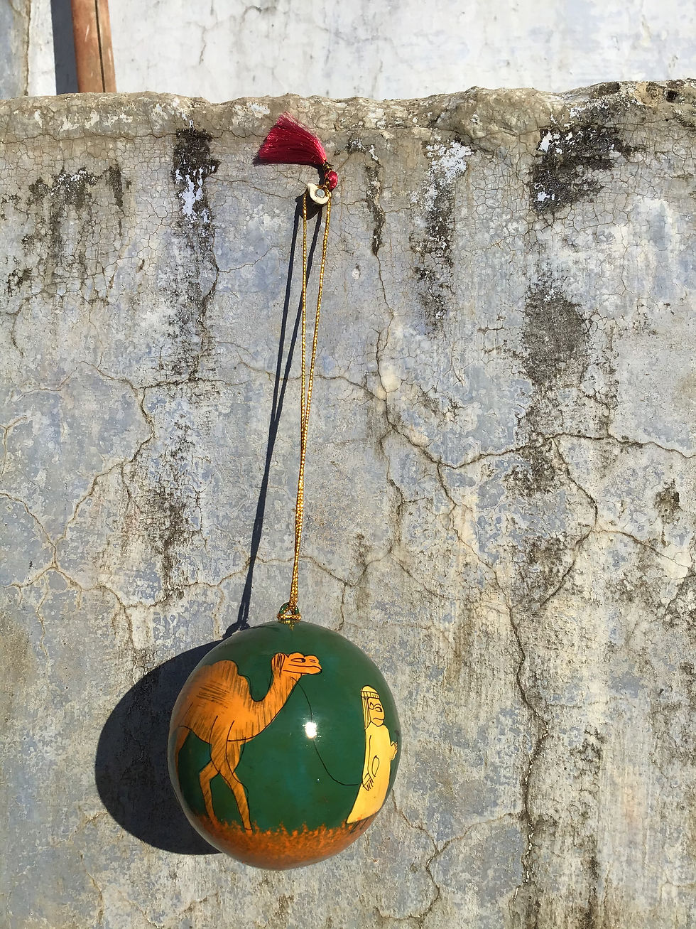 boule de Noël fait main, ornement indien, décoration arbre de Noël, boule de papier mâché, ornement Noël suspendue