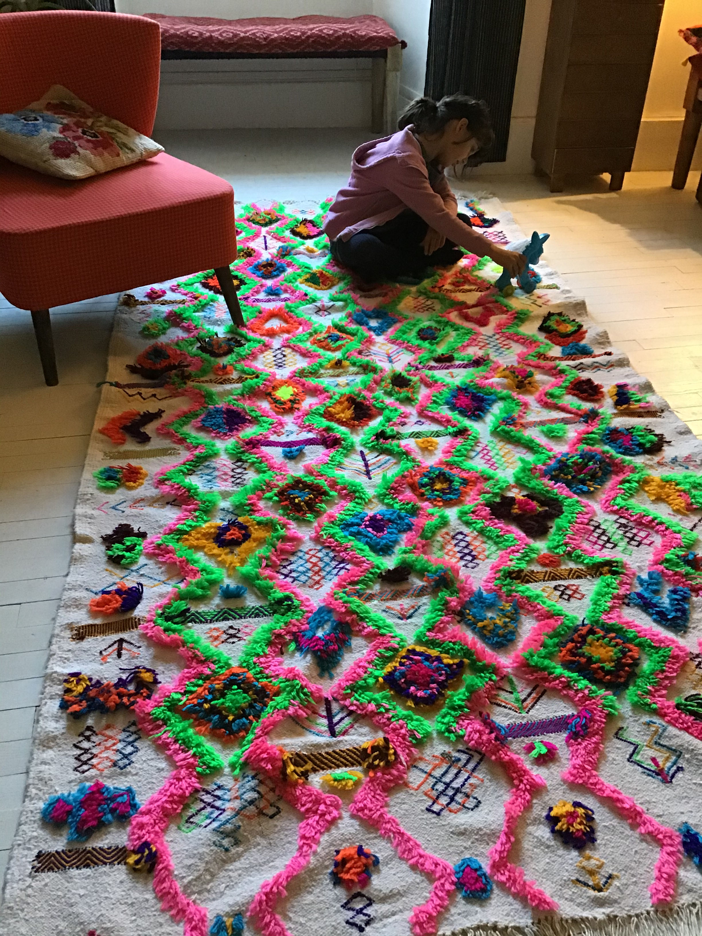 tapis/berbere/gris/meuble/pas cher/monde sauvage/caravane/collection/mobilier/salon/canapé/vintage/HK living/déco/intérieur