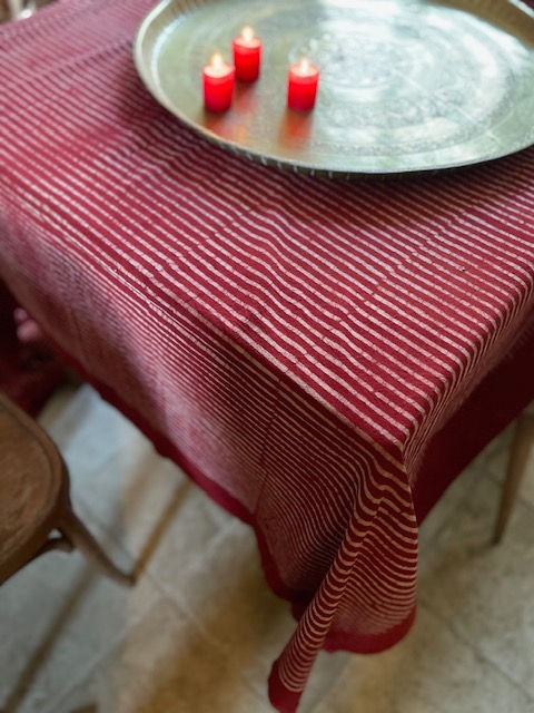 Thumbnail: nappe motif lignes  blanches et rouges/nappe caravane boutique /nappe caddie/tissu/rideau batik/maison du monde/nappe lin