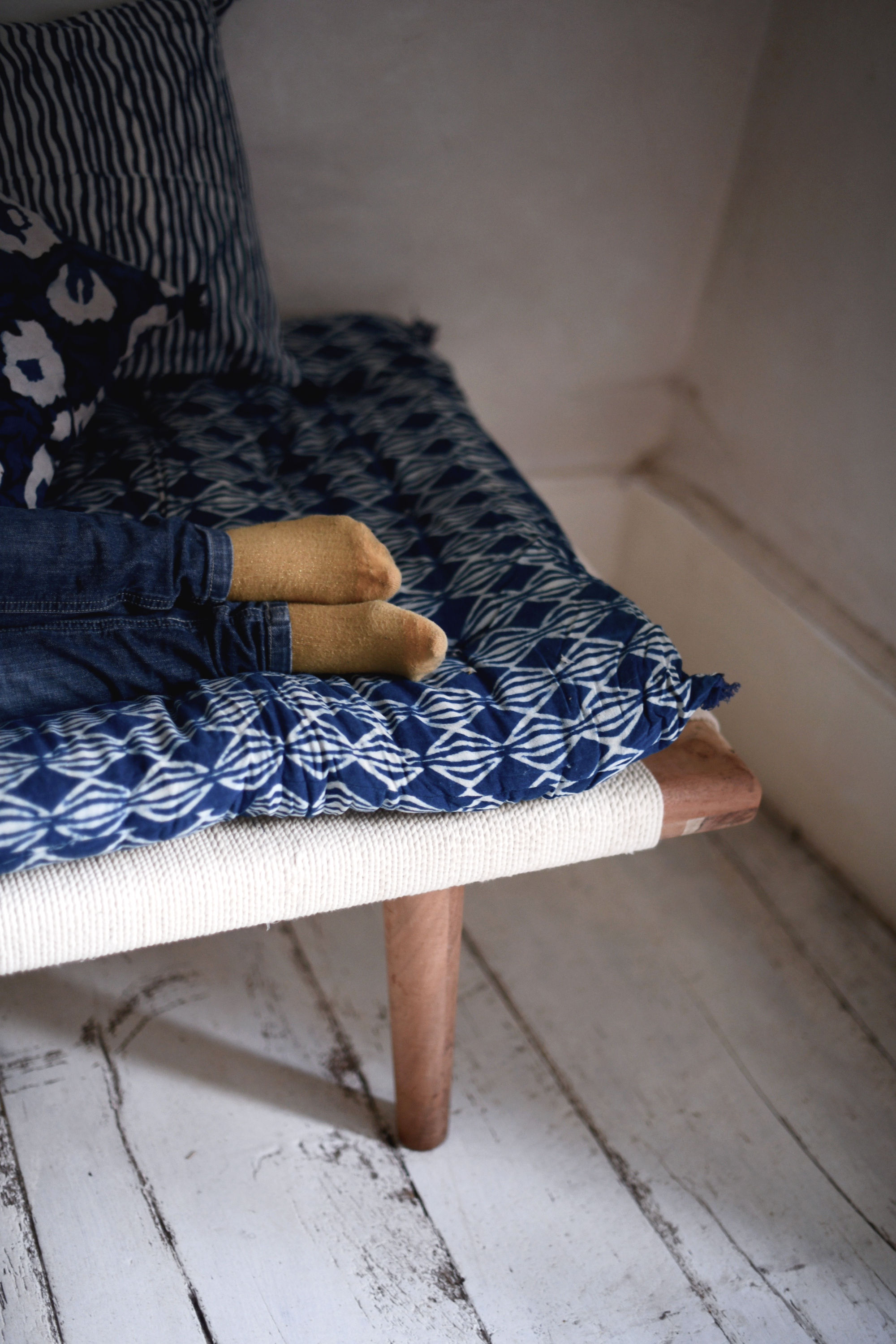 Matelas 180 x 70 cm motif bleu indigo, matelas banquette