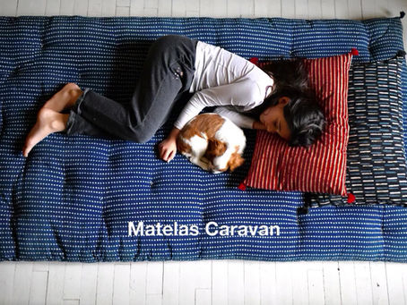 matelas pour lit indien/matelas coton réversible/matelas coton bio/matelas teinture végétale/matelas de sieste/matelas pour banquette/matelas lit indien/matelas pour daybed/matelas indien/matelas caravane/matelas boutique caravane/matelas imprimé/matelas motif géométrique/matelas daybed/matelas charpoy/matelas de sol/matelas de relaxation inde/matelas yoga indien/matelas coton motif/matelas block print/coussin de sol block print