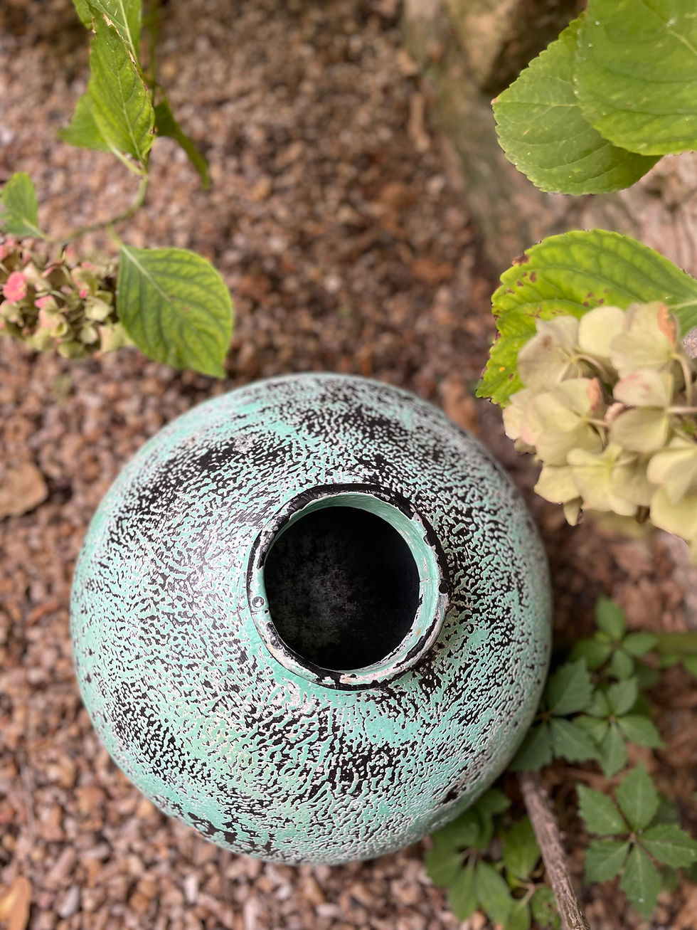 Miniature : pot en métal indien/objet ethnique/pot à eau inde/pot patine ancienne/cruche à eau métal/meubles jardins/mobilier jardin inde