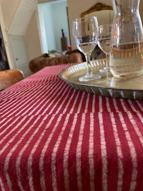 Thumbnail: nappe motif lignes  blanches et rouges/nappe caravane boutique /nappe caddie/tissu/rideau batik/maison du monde/nappe lin