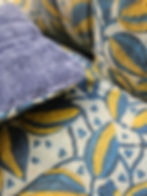 edredon bleu gris motif/indian quilt with jungle design/courtepointe caravane/courtepointe indienne/édredon caravan/Figeac