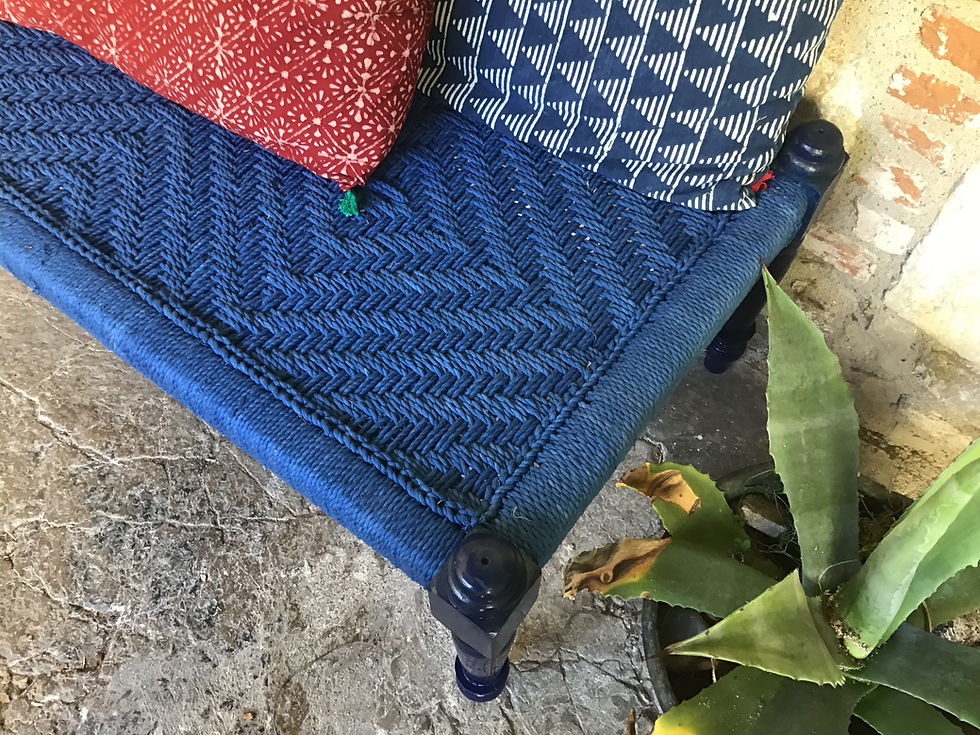 Thumbnail: Banquette indienne 120 x 60 cm, charpoy bleu Majorelle, blue indien daybed
