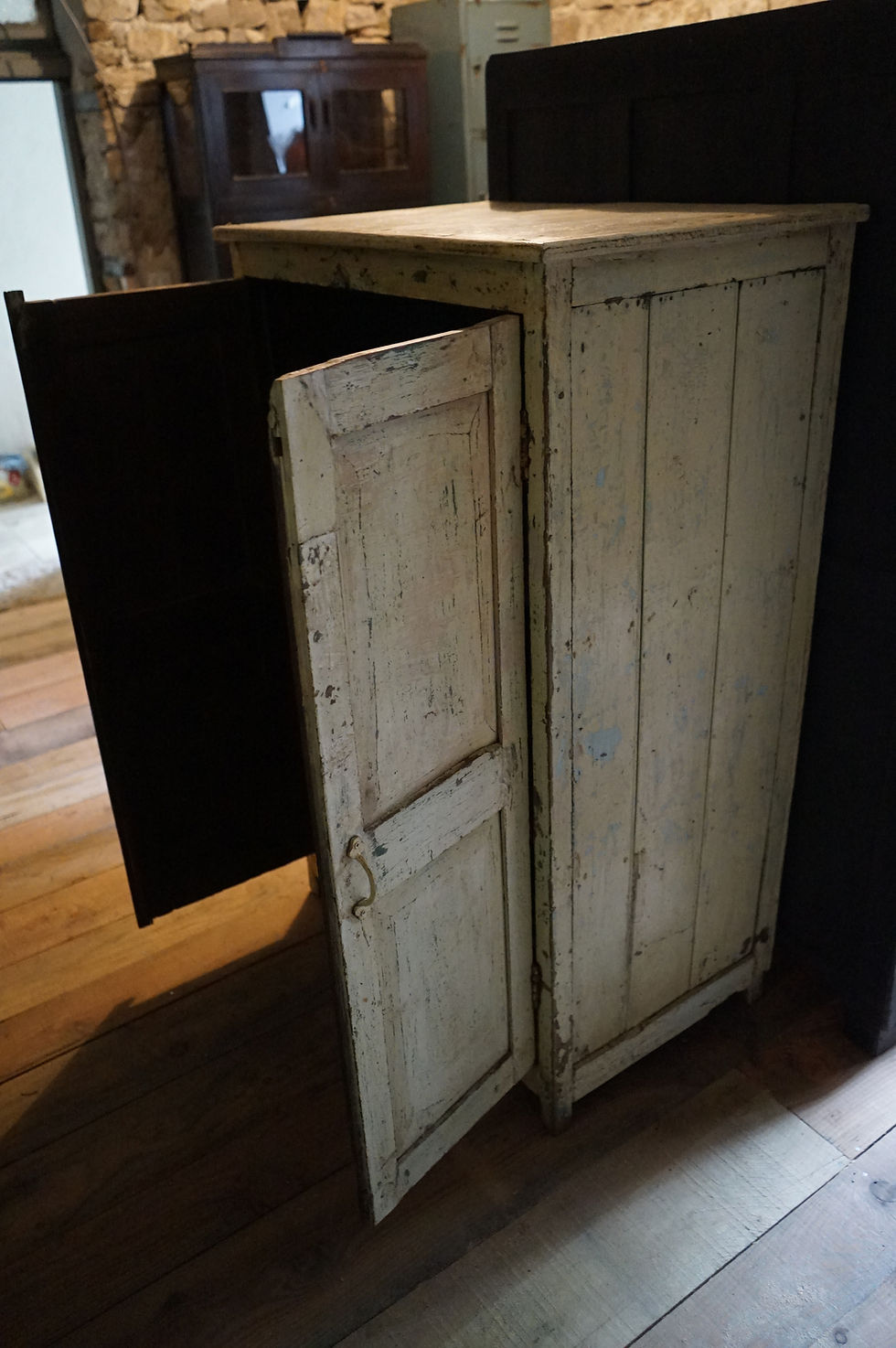 brocante/Figeac/meubles/bois/indus/industriel/Inde/métier/armoire/vitrine/Paris/sentou/chatou/noire/clignancourt/Cahors/Lot