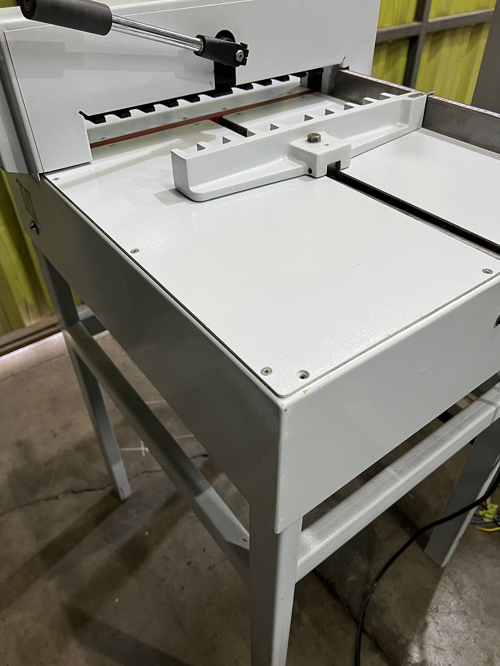 Miniatura: GUILLOTINA ELECTRICA 43 Cm.