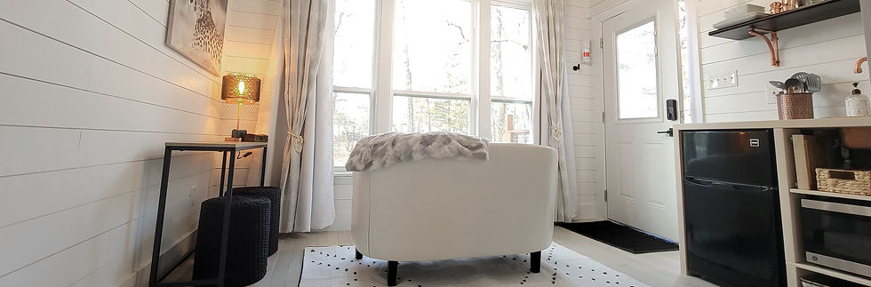Little Luxe Romantic Treehouse