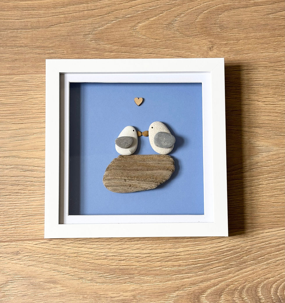 Thumbnail: Pebble Seagulls Artwork 