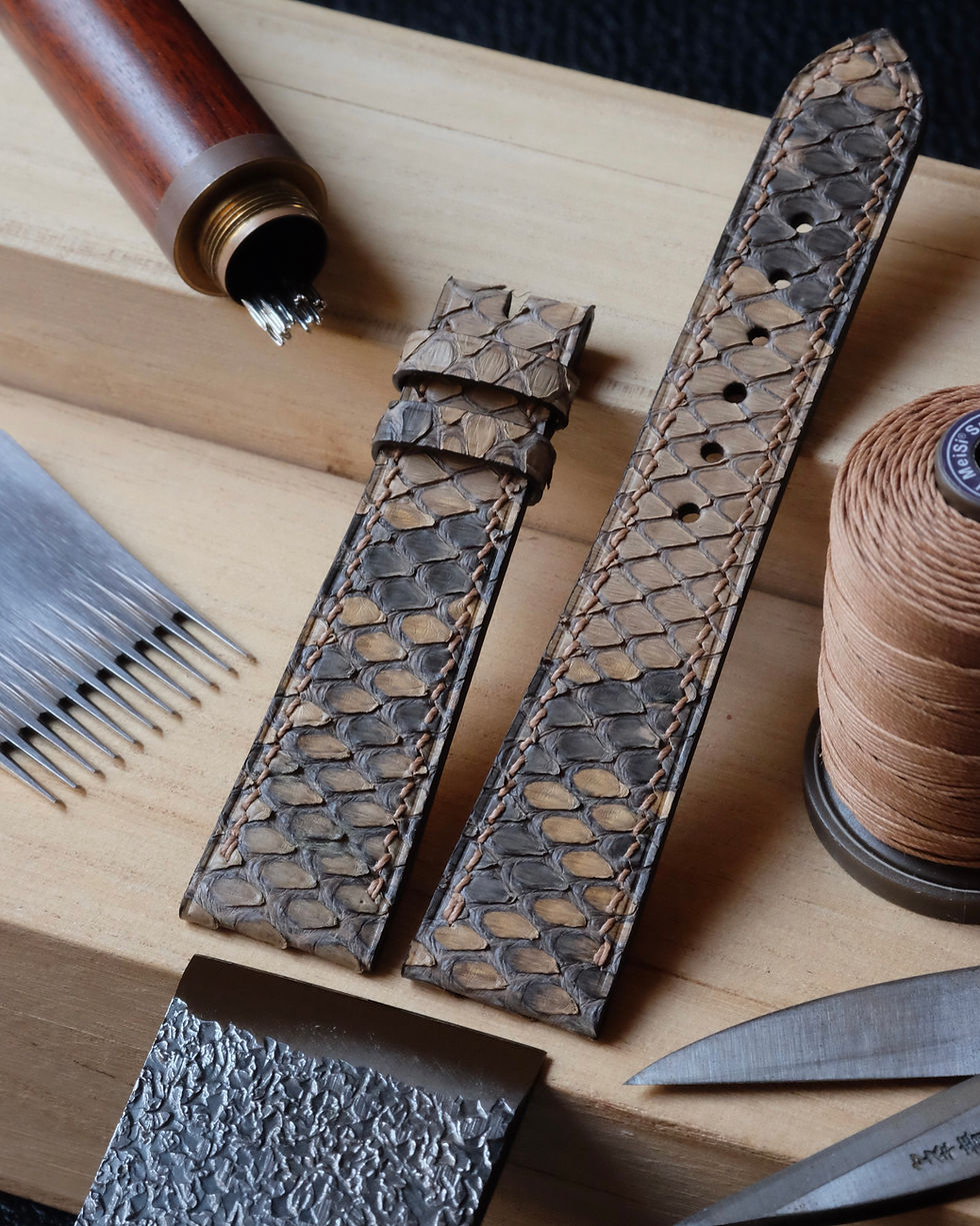 Discover our exceptional python leather watch straps, handcrafted and sewn in Belgium. A prestigious accessory with artisanal luxury and on-trend elegance.