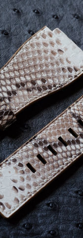 Bell & Ross watch strap in natural python leather, Zermatt calfskin lining, light brown edge paint and natural thread.