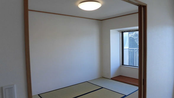 Harikiriya 貼り切り屋さん クロス張替え 空き室クリーニング 原状回復工事 豊島区東池袋