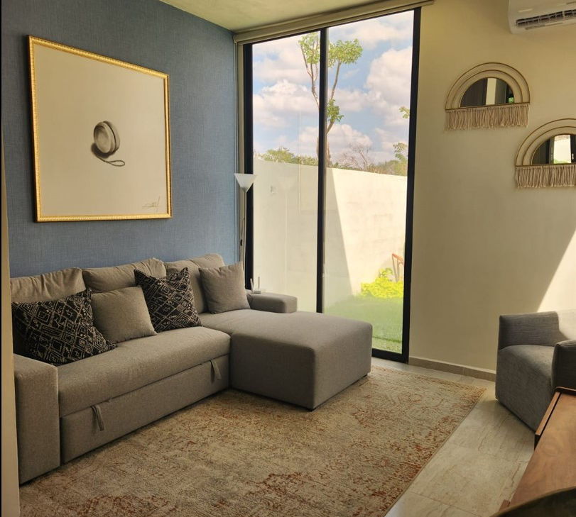 Home Luxury Venta Casa Conkal 3 recamaras 2 estacionamientos