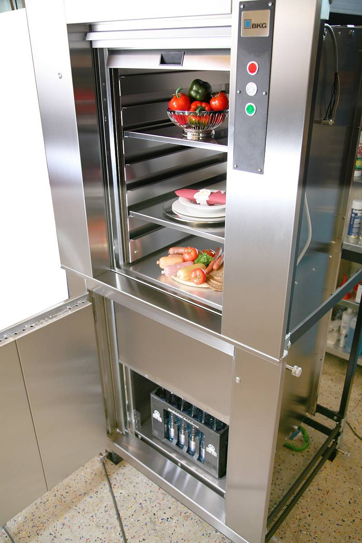 Dumbwaiter
