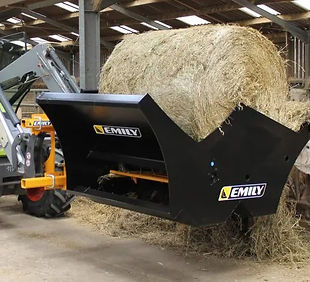 PickGo-sur-chargeur-CLAAS-1-768x485_edit