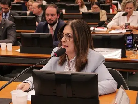 Após operação contra exploração infantil, deputada Rogéria Santos cobra urgência em projetos que protegem menores na internet