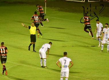 Vitória vence o Vitória da Conquista e cola no G-4 do Campeonato Baiano