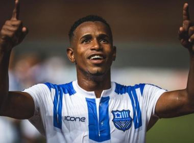 Doce Mel contrata o atacante Chorinho; jogador pode estrear contra o Bahia