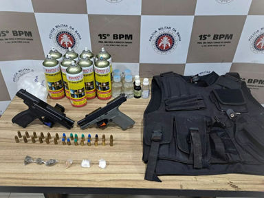 15° BPM apreende 02 pistolas e drogas no bairro Fonseca em Itabuna