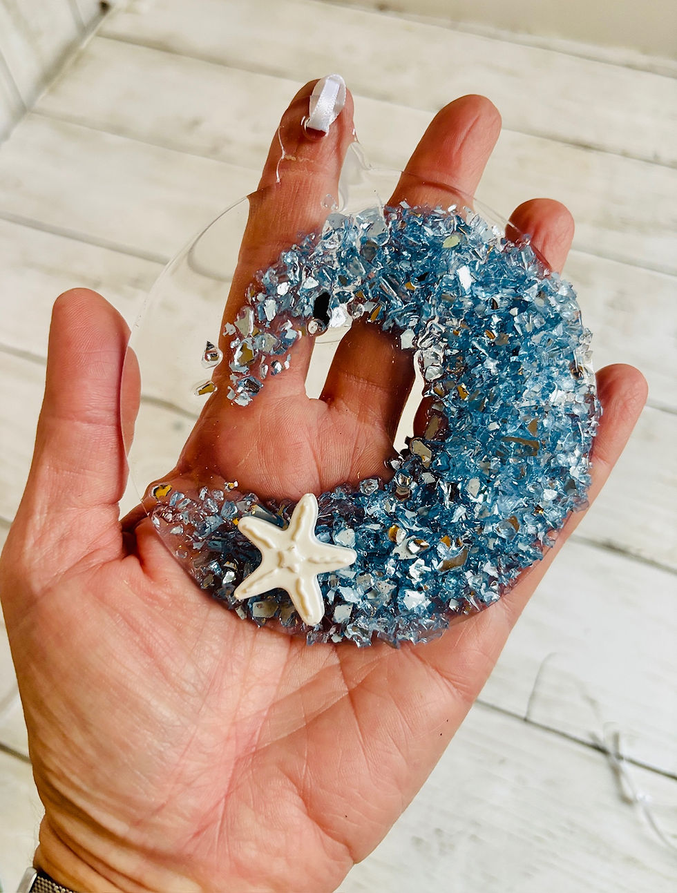 Thumbnail: Glass Waves Ornament