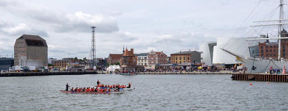 Stralsund und das Ozeanum