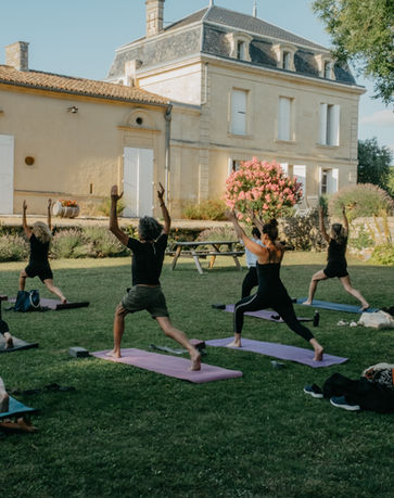 Yoga au Château.JPG