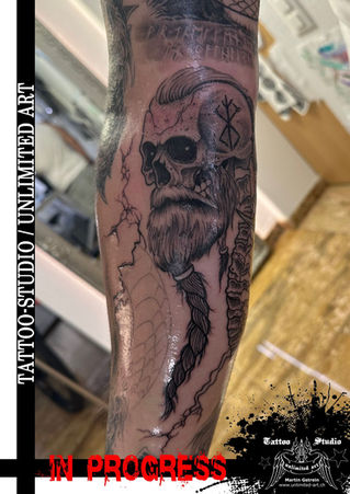 In Progress / Skull / Unlimited art / Armtattoo