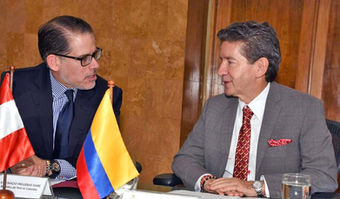 Embajada del Perú en Colombia Promueve Consumo de Pisco en Colombia y Avanza en Protección de la Den