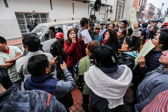 Gamarra: Comerciantes realizan plantón frente al MEF