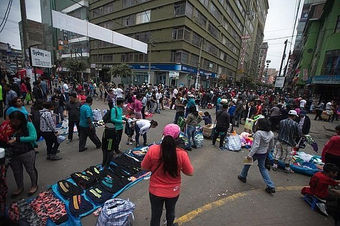 La Victoria: Ambulantes regresan al emporio comercial Gamarra