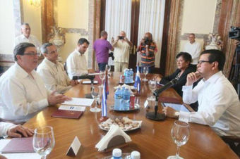 Canciller cubano recibió a su homólogo de El Salvador