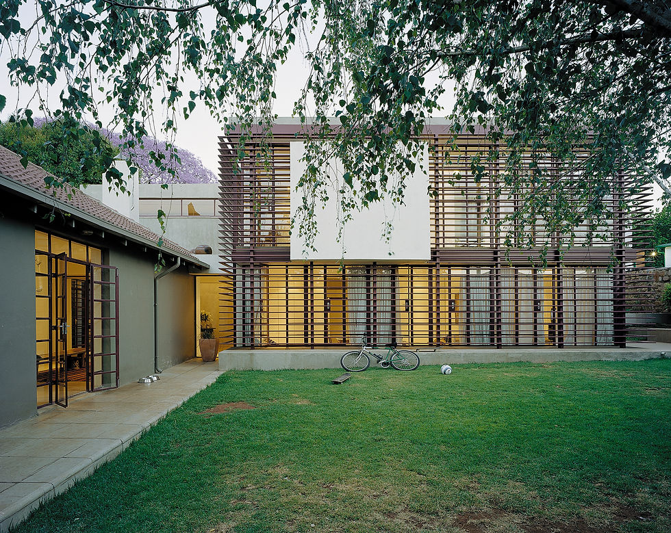 House Gibson from the yard