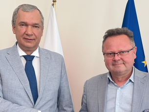 Лукашенко — лояльный подданный Путина, а беларуский народ — не подданный России