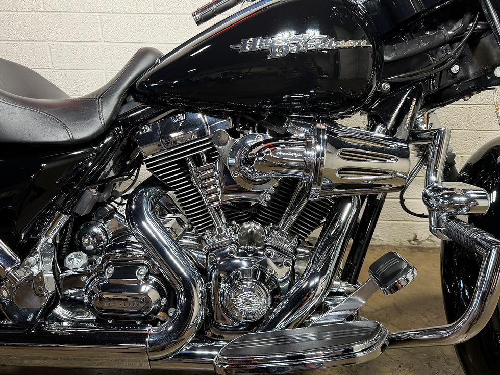 Thumbnail: 2010 Harley Davidson Street Glide FLHX