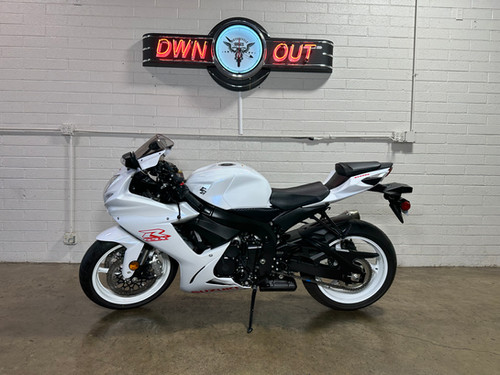2020 Suzuki GSX-R600 | DWNNOUT
