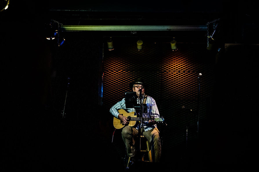 Kevin Buck Live.13.jpg