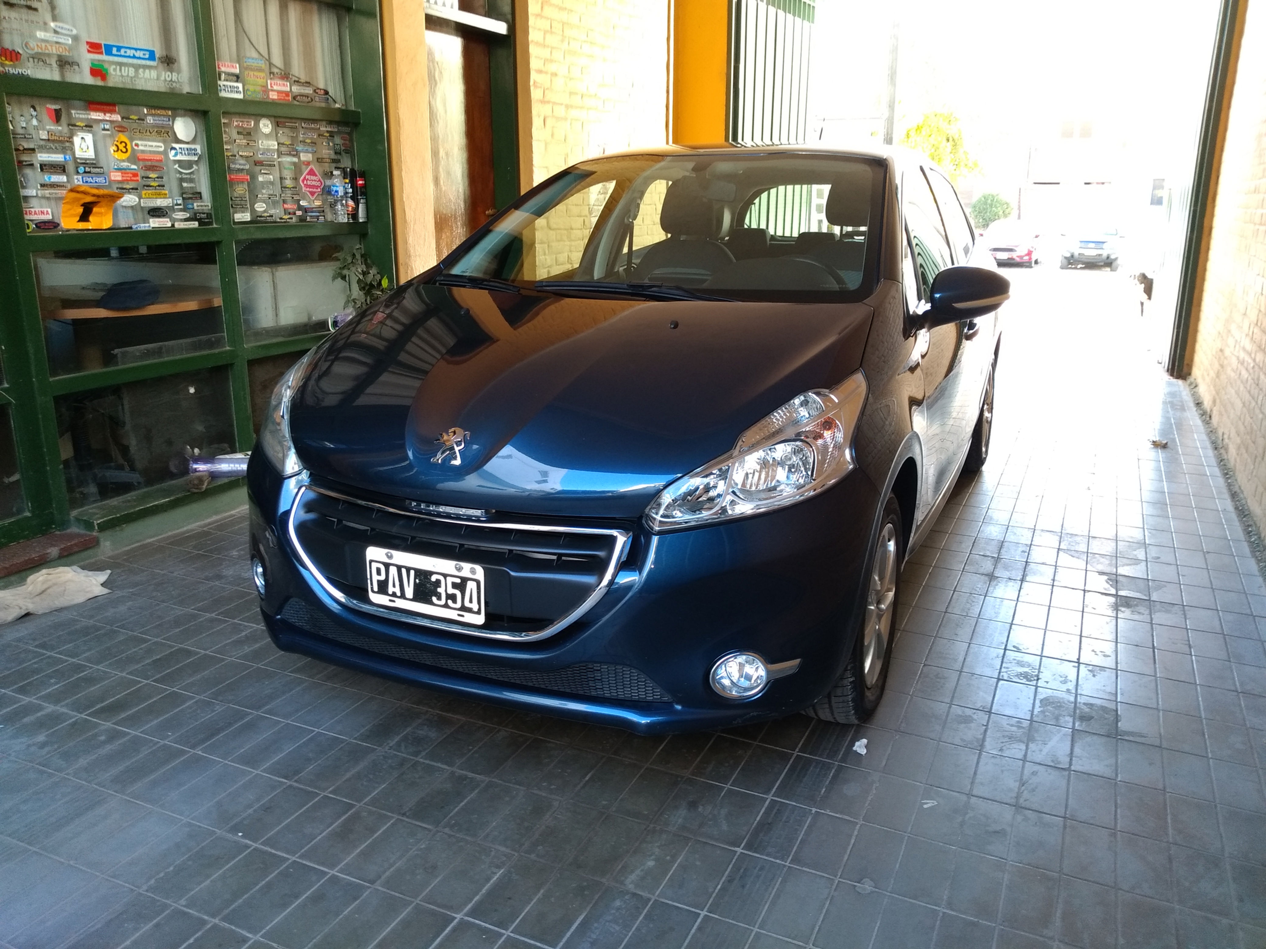 Peugeot 208 Allure touch