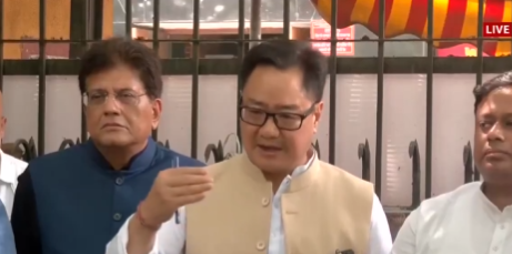 BJP delegation meets Election Commission over issue of West Bengal polls