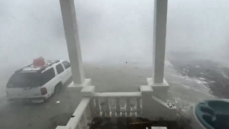 One Dead as Hurricane Helene Hits Northwestern Florida as Category 4 Storm