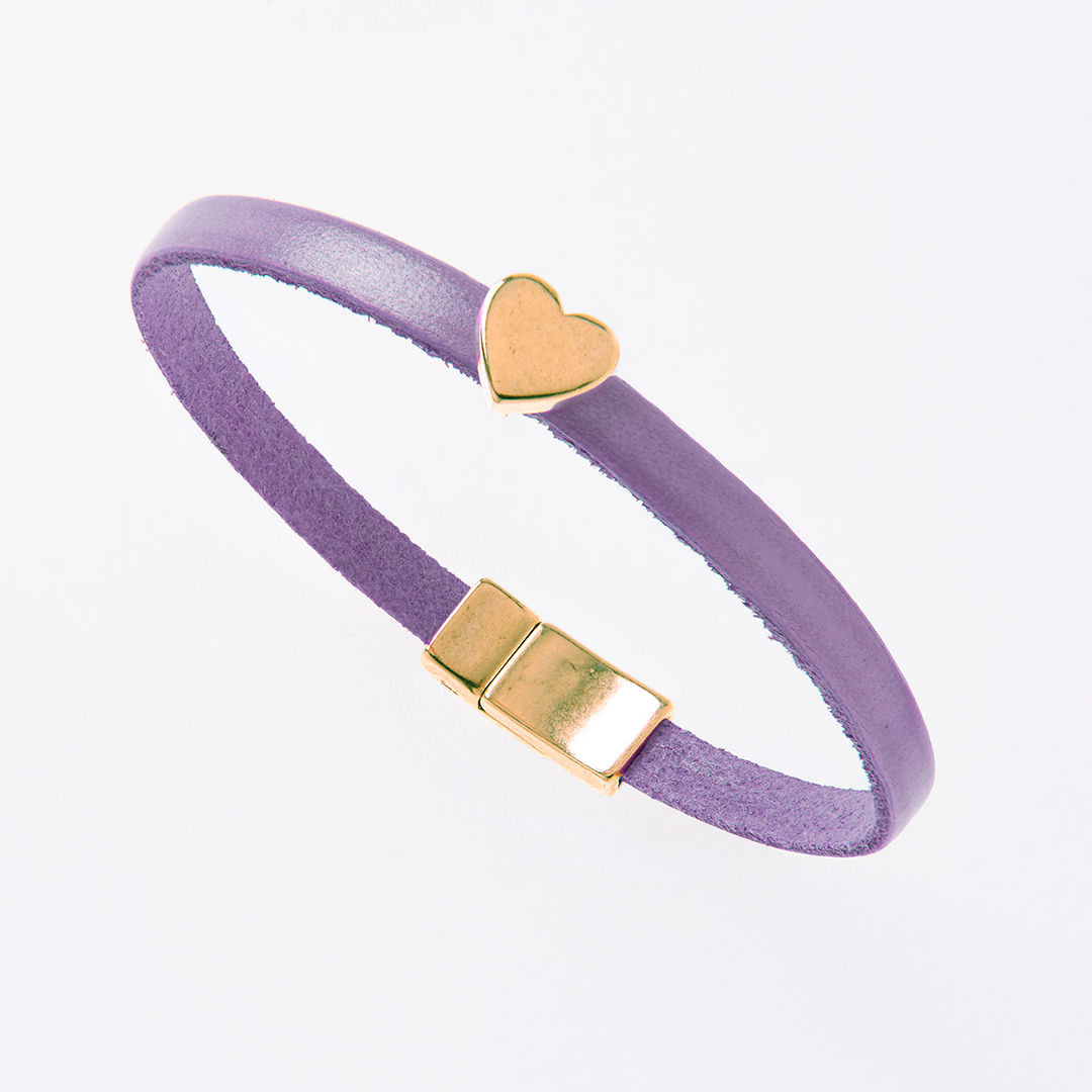 Lilac leather bracelet with gold heart charm