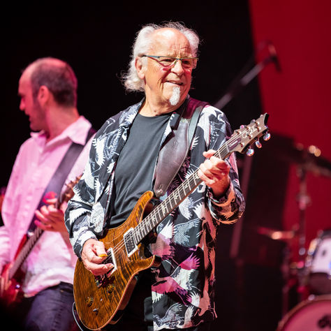 Martin Barre Resumes His “Aqualung” 50th Anniversary 