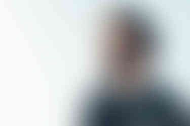 man met baard en hoed