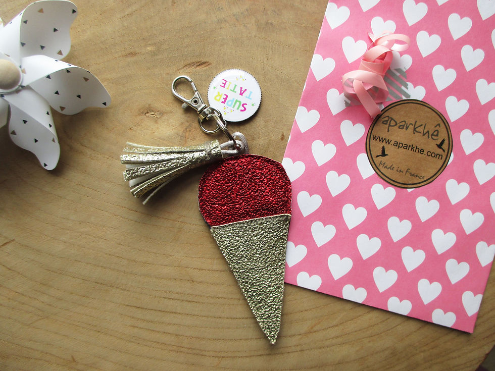 Miniature : Porte-Clé "Glace" Pompon "Super Tatie"