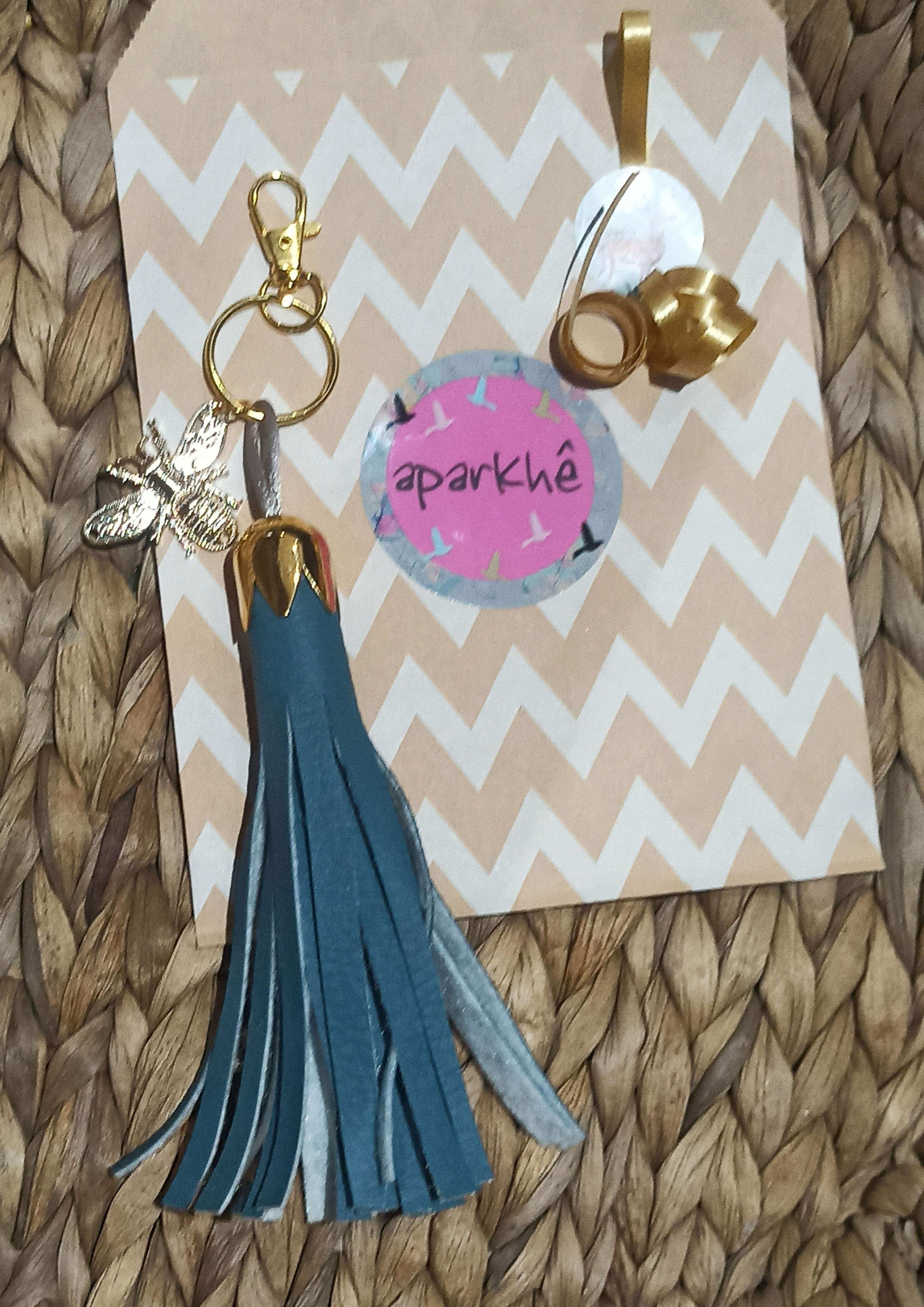 Porte clé '' pompon '' Fiona