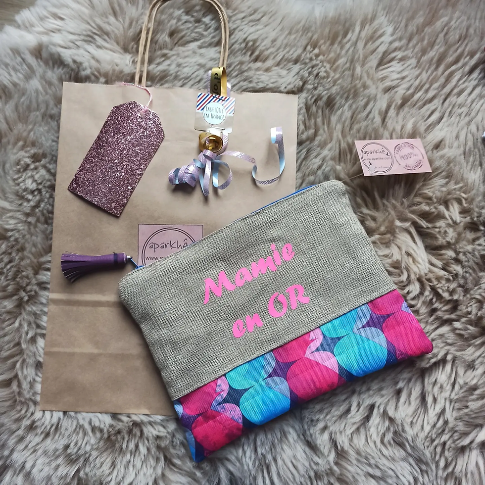 Miniature : Pochette "mamie en or ''